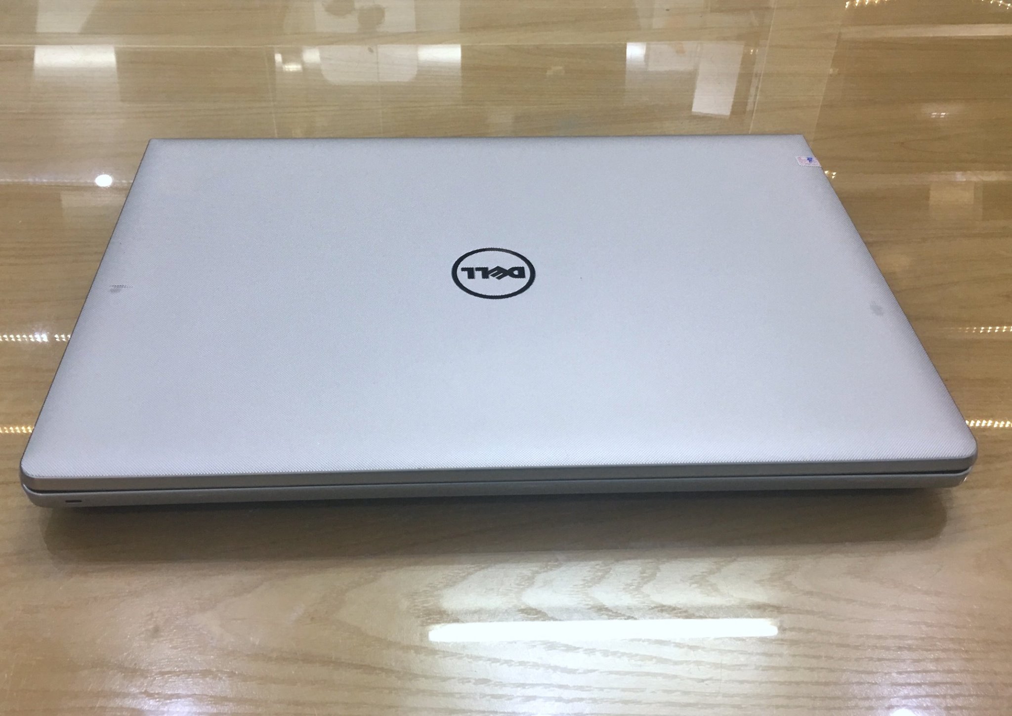 Laptop Dell Inspiron N5559-3.jpg